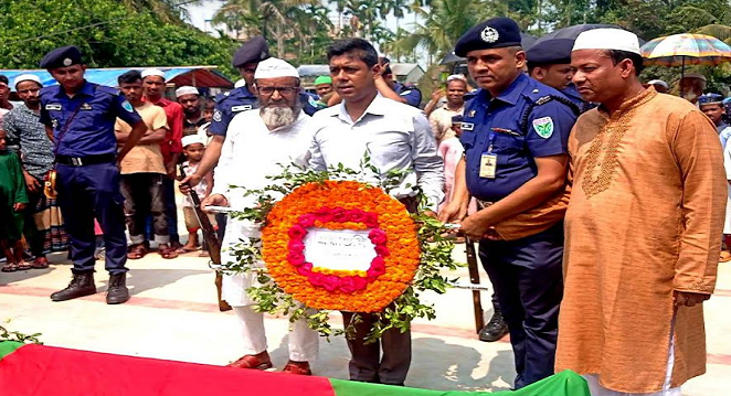 রাষ্ট্রীয় মর্যাদায় মুক্তিযোদ্বার দাফন সম্পন্ন 