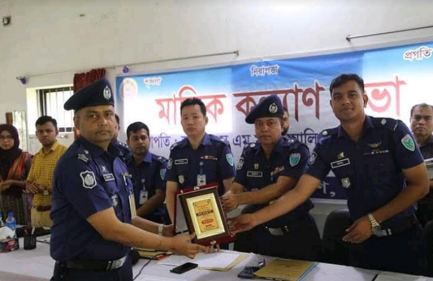 হবিগঞ্জের শ্রেষ্ঠ ওসি হলেন চুনারুঘাট থানার রাশেদুল হক
