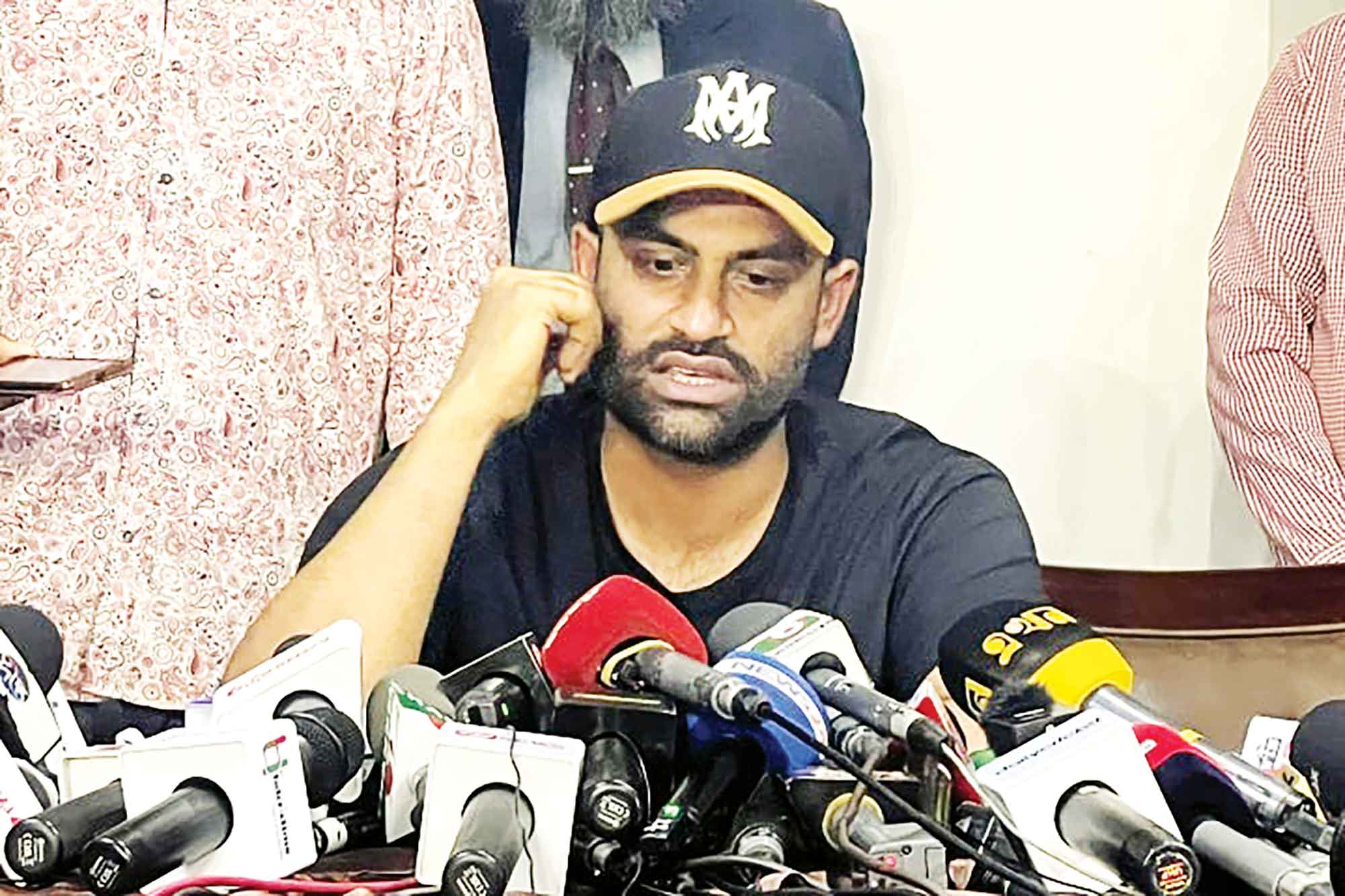 আন্তর্জাতিক ক্রিকেট থেকে অশ্রম্নসিক্ত বিদায় তামিমের