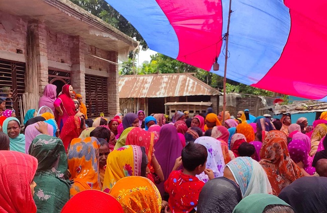 গাংনীতে মায়ের কোলে ফেরা হলো না শিশু ইয়ানুরের