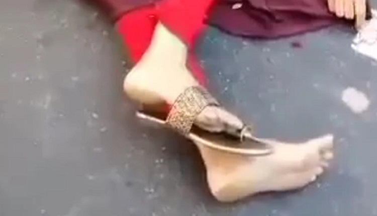 লালপুরে ট্রাকের ধাক্কায় ইপিজেড কর্মী নিহত, আহত ৪