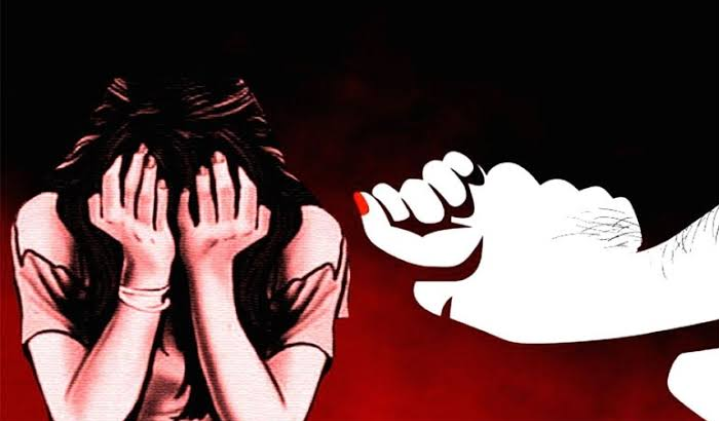 সিরাজগঞ্জে স্কুল ছাত্রীকে ধর্ষনের চেষ্টায় শিক্ষকের বিরুদ্ধে মামলা