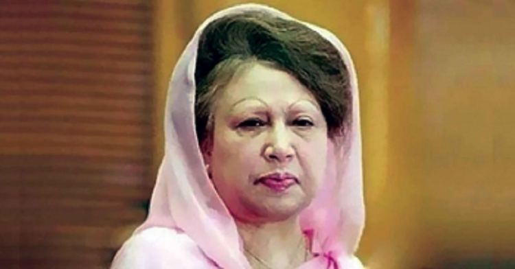 প্রতি মুহূর্তে বদলাচ্ছে খালেদা জিয়ার শারীরিক অবস্থা