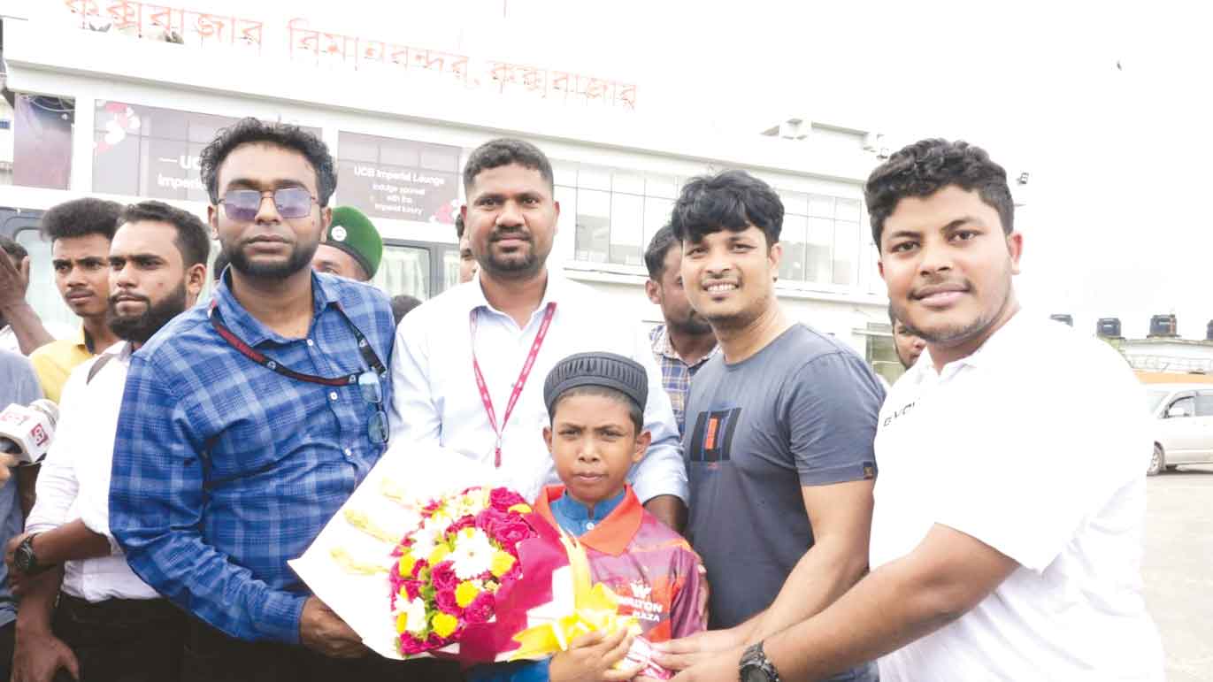 জুনায়েদের আকাশে উড়ার 'স্বপ্ন পূরণ' করল ওয়ালটন পস্নাজা