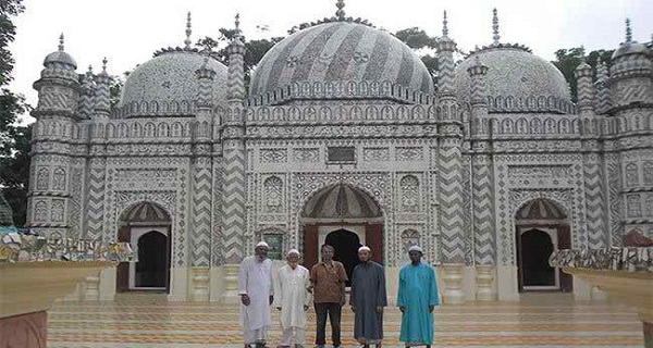 মোগল আমলের অনন্য নিদর্শন বজরা শাহী মসজিদ