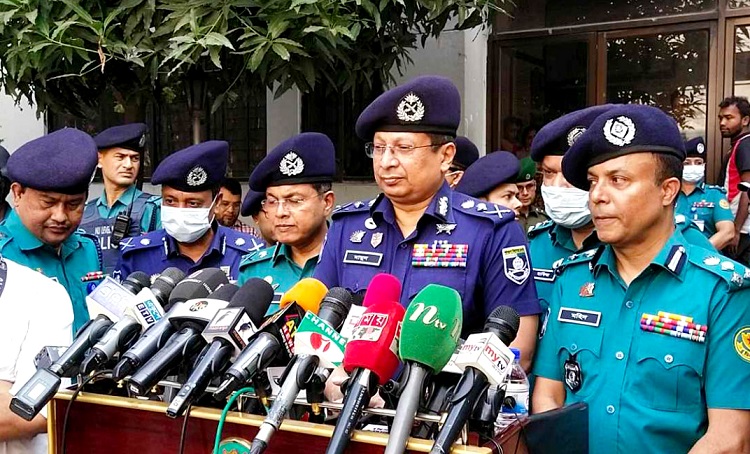 প্রতিটি ঘটনায় জড়িতদের বিরুদ্ধে আইনগত ব্যবস্থা নেওয়া হবে: আইজিপি