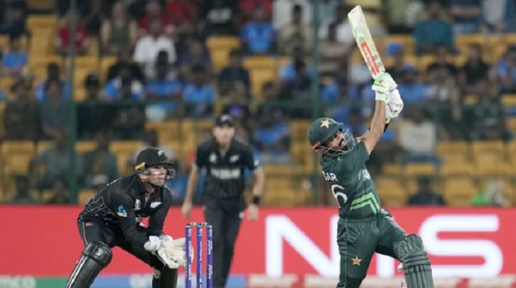 ফখরের তাণ্ডবে নিউজিল্যান্ডকে বৃষ্টি আইনে হারাল পাকিস্তান 