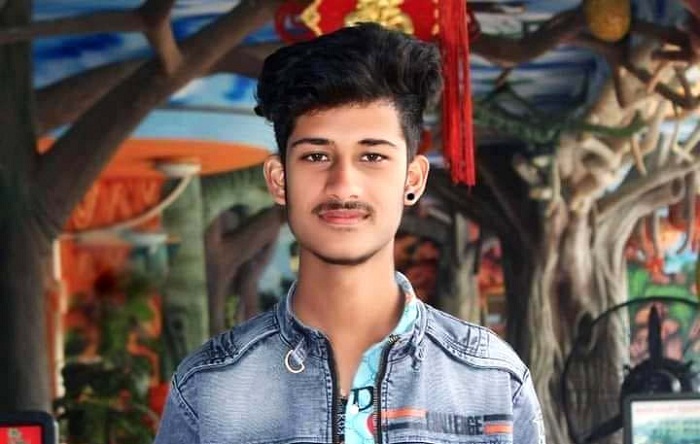 ঈশ্বরদীতে সড়ক দূর্ঘটনায় আহত স্কুল ছাত্র সিয়াম মারা গেছে