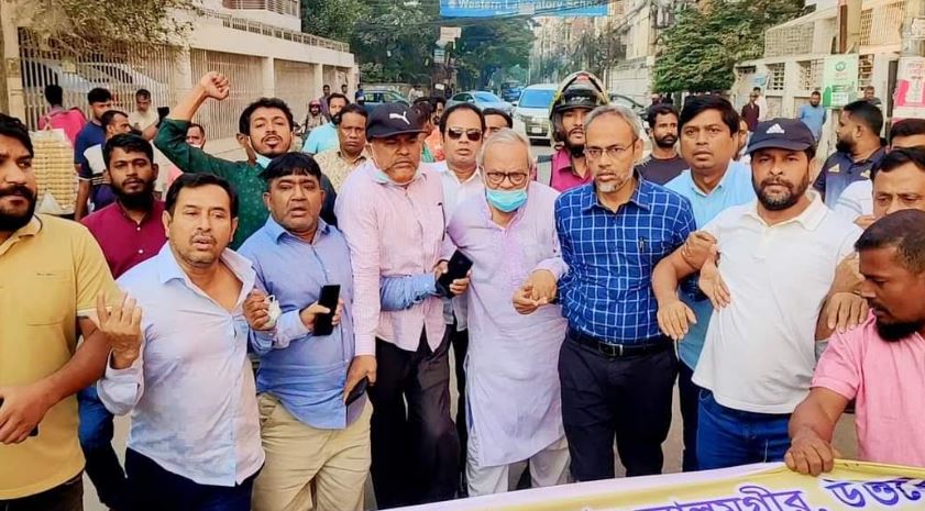 রিজভীর নেতৃত্বে আজও উত্তরায় রাজপথে ঝটিকা মিছিল