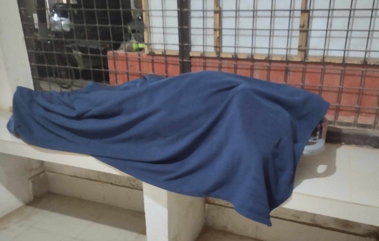 ঘোড়াঘাটে সড়ক দুর্ঘটনায় মটরসাইকেল আরোহী নিহত