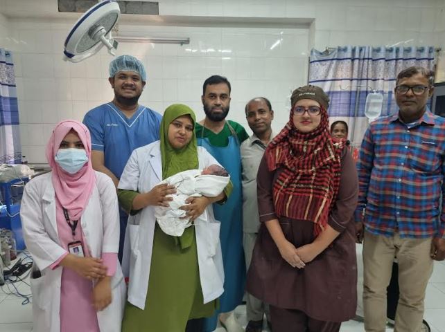 পাকুন্দিয়া উপজেলা স্বাস্থ্য কমপ্লেক্সে জটিলতা ছাড়াই শততম সিজারিয়ান অপারেশন সম্পন্ন
