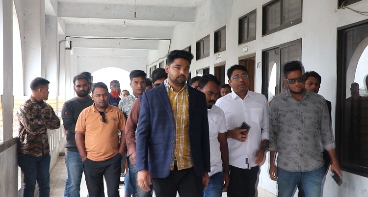 আদালতে লিখিত ব্যাখ্যা দিলেন জেলা ছাত্রলীগ সভাপতি সবুজ