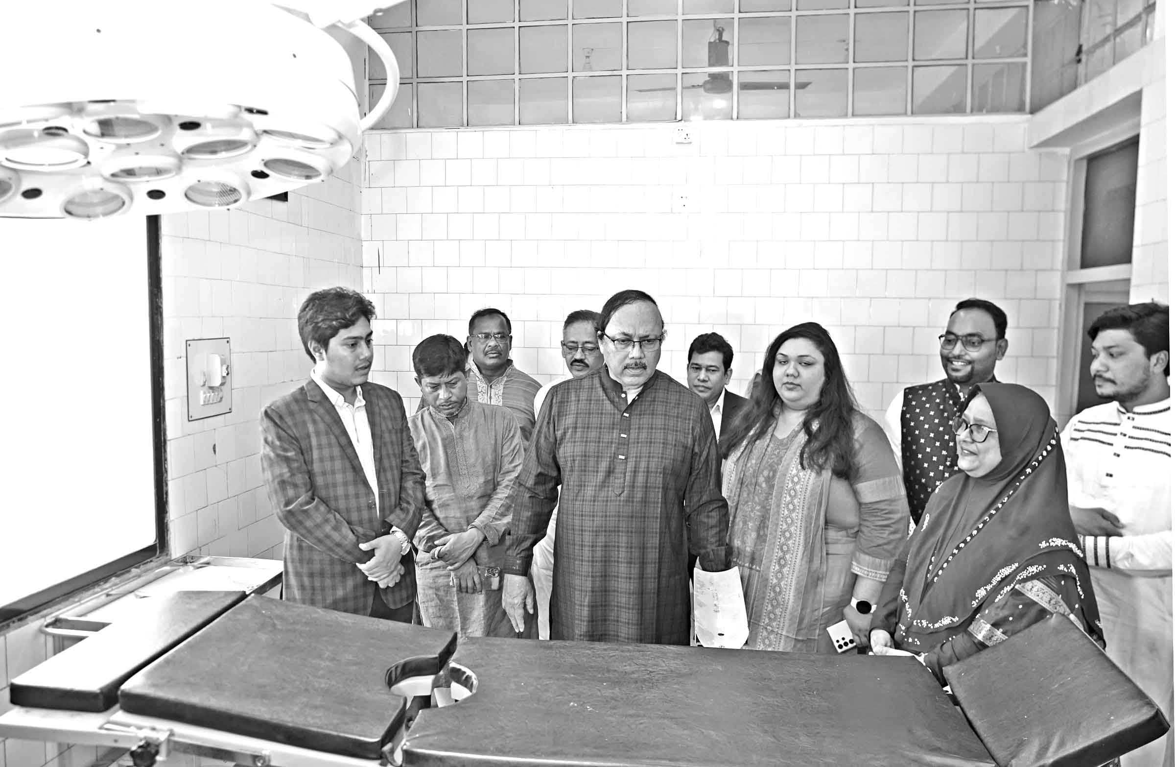 রাজশাহী সিটি হাসপাতালে স্বল্প মূূল্যে মানুষ চিকিৎসা পাবে 	-রাসিক মেয়র লিটন