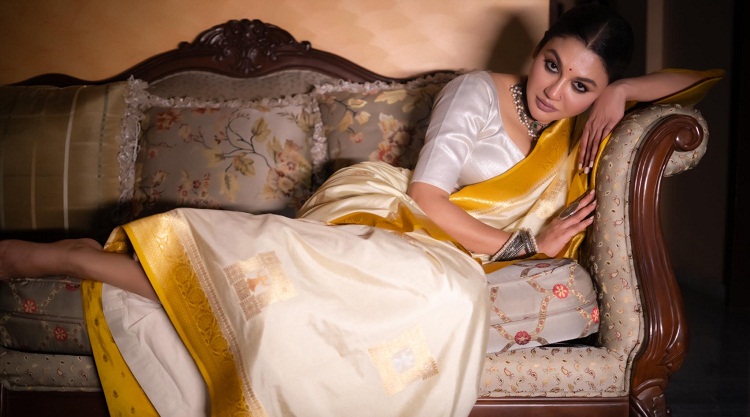 জয়ার নতুন ইনিংস