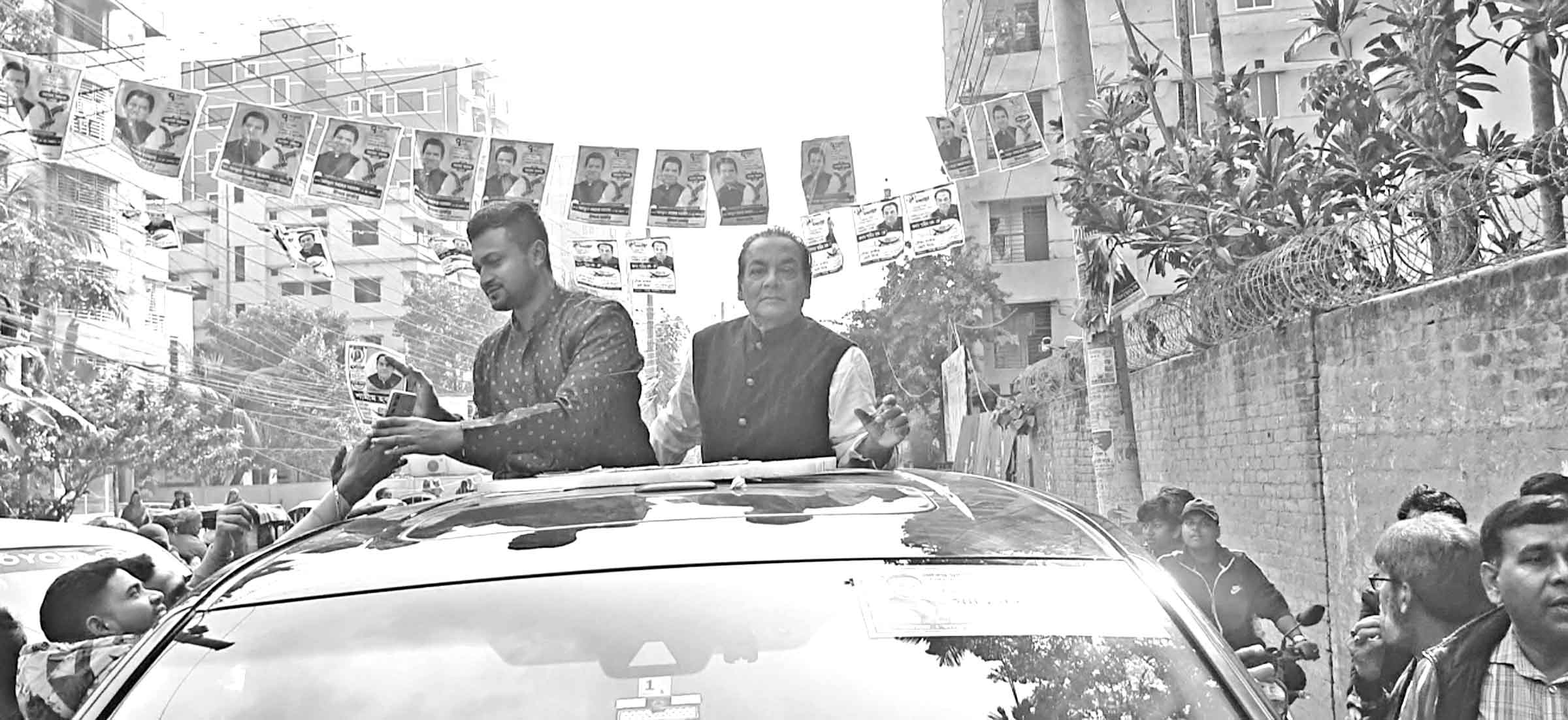 উন্নয়নের অগ্রযাত্রা ধরে রাখতে নৌকায় ভোট দিন :সাকিব আল হাসান