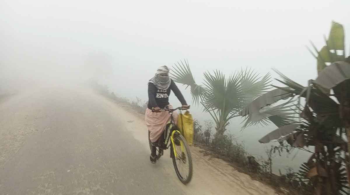 শৈত্যপ্রবাহে উত্তরে স্থবির জনজীবন