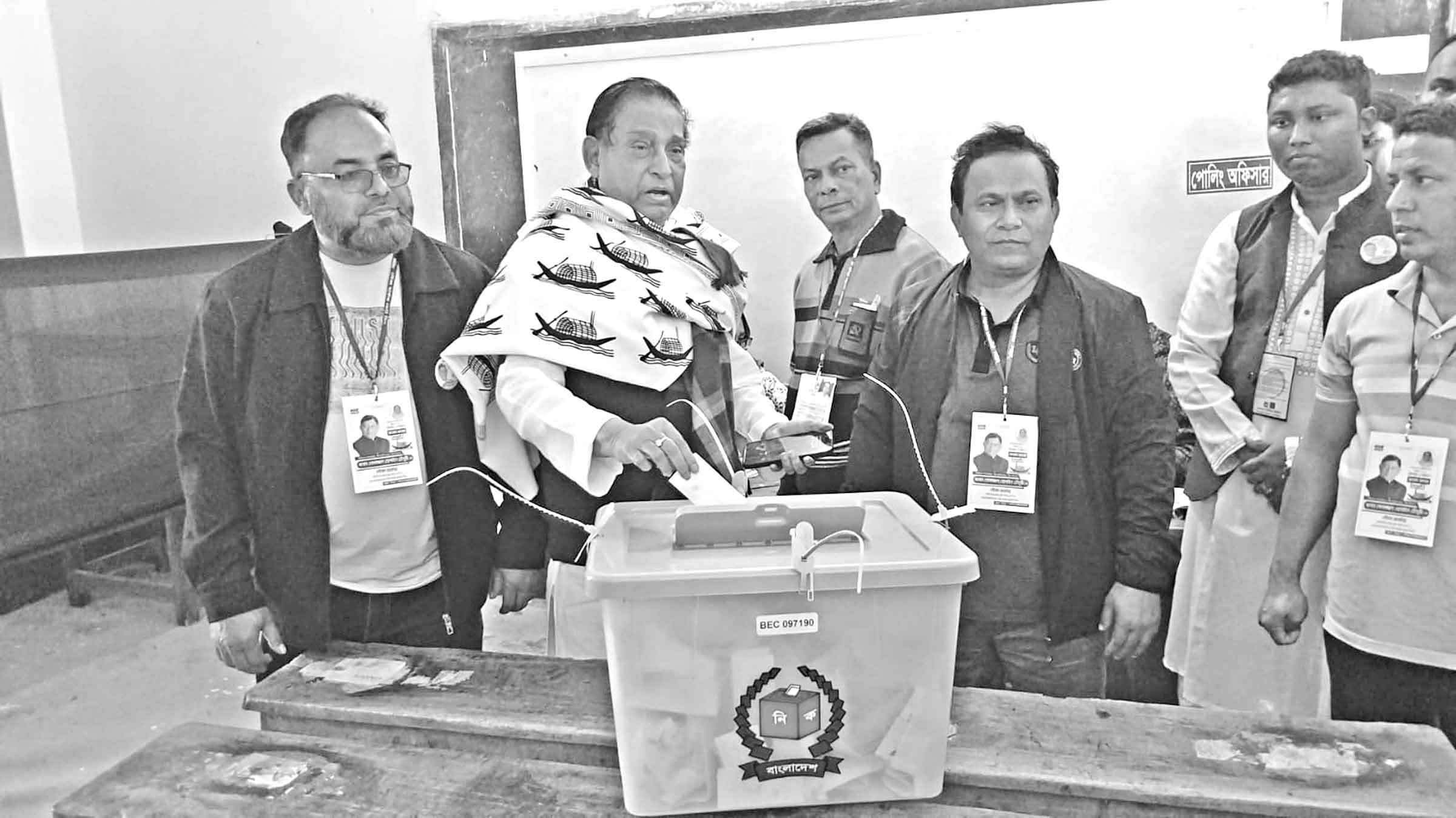 নির্বাচনে জনগণ স্বতঃস্ফূর্তভাবে অংশগ্রহণ করেছে :মায়া চৌধুরী