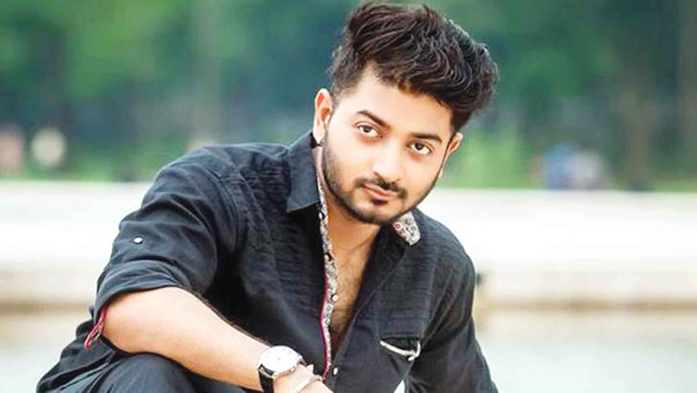 বাপ্পী রাজনীতিতে আসছেন