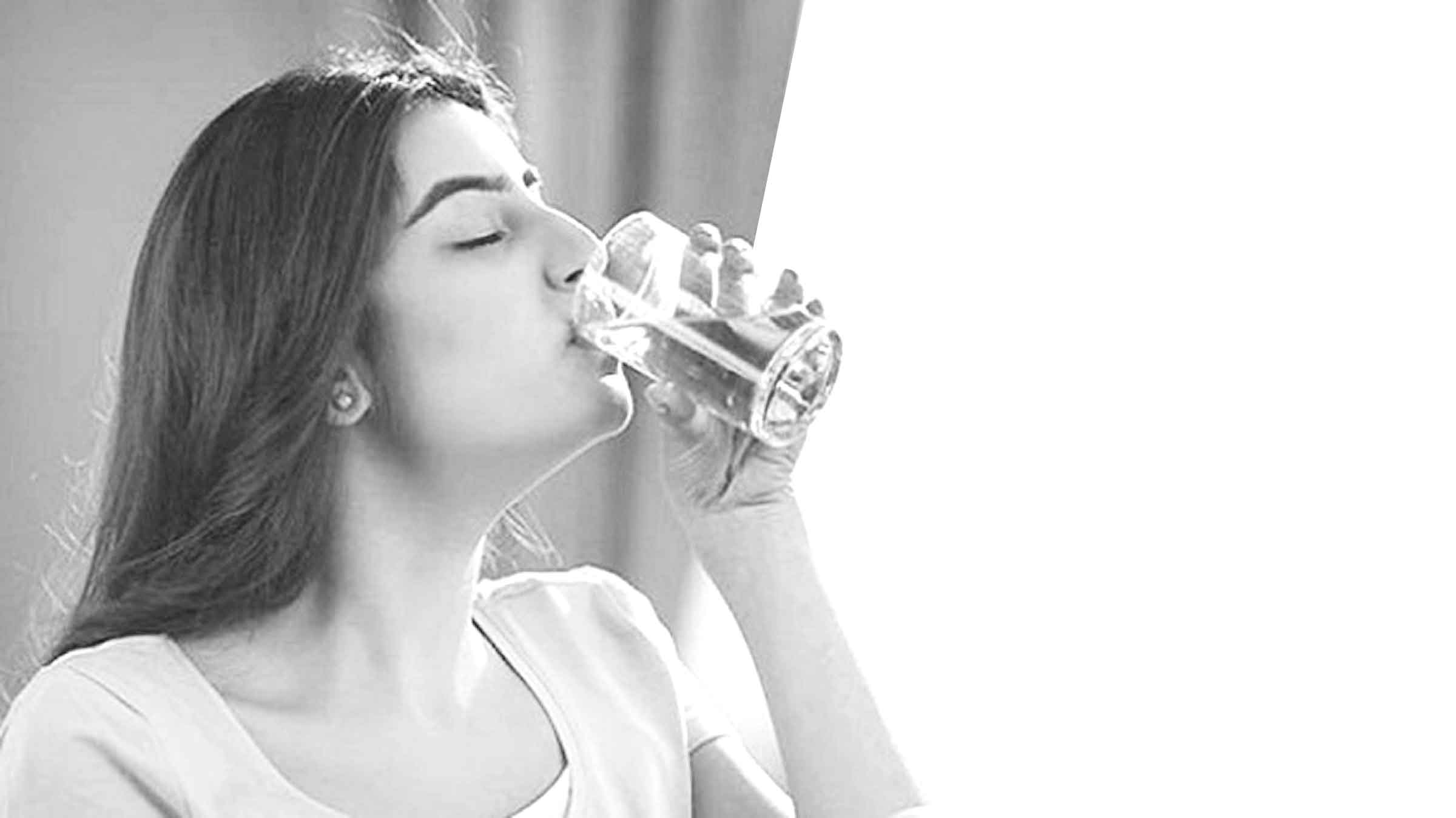 শীতে গরম নাকি ঠান্ডা পানি পান করবেন?