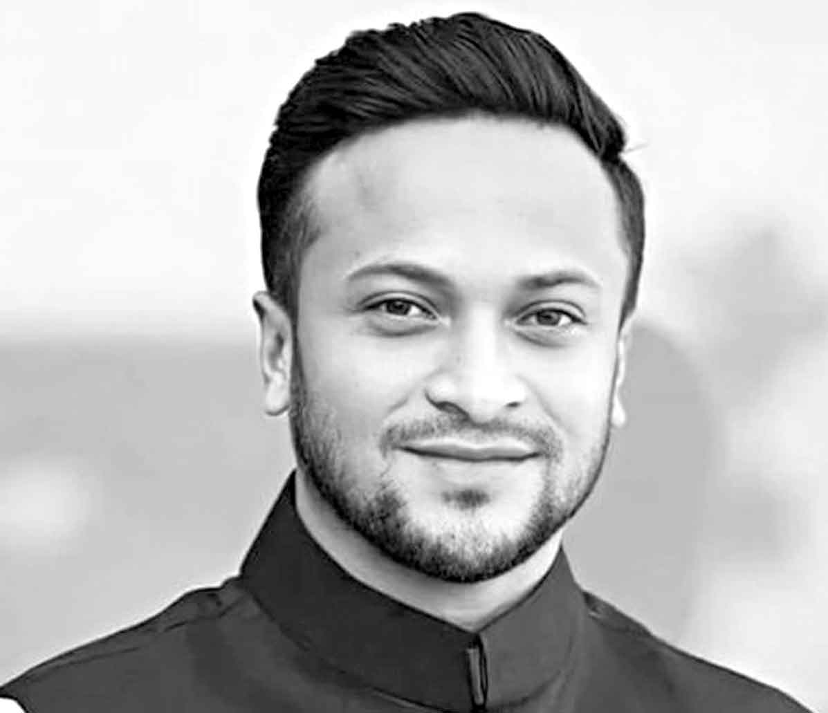 শপথ নিতে এসে যা বললেন সাকিব