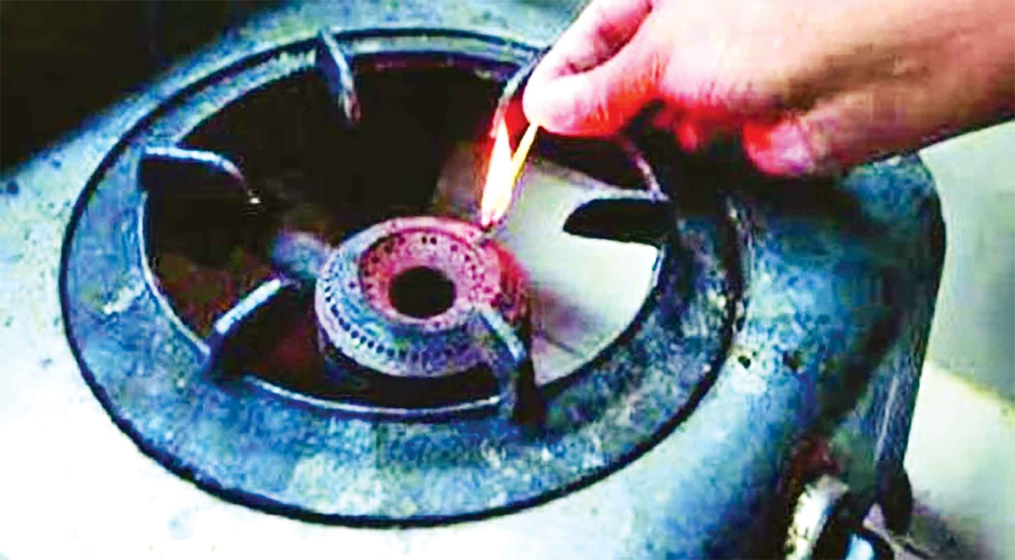 সহসা কাটছে না গ্যাস সংকট
