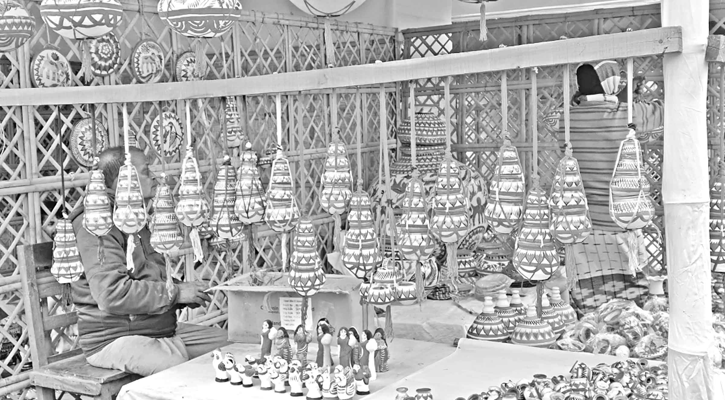 সোনারগাঁওয়ে বর্ণাঢ্য আয়োজন লোকজ উৎসব