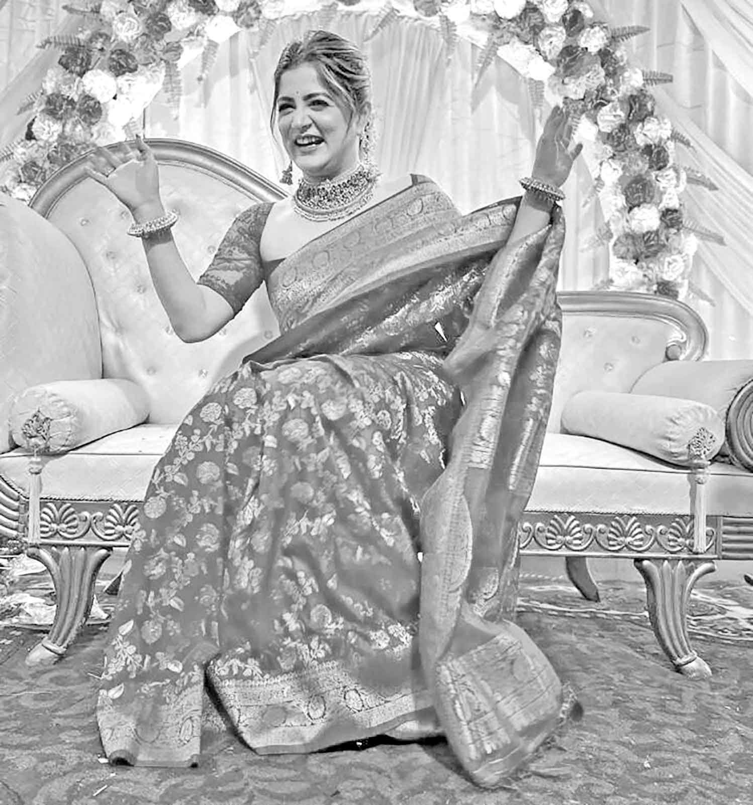 এবার বিধবা চরিত্রে শ্রাবন্তী