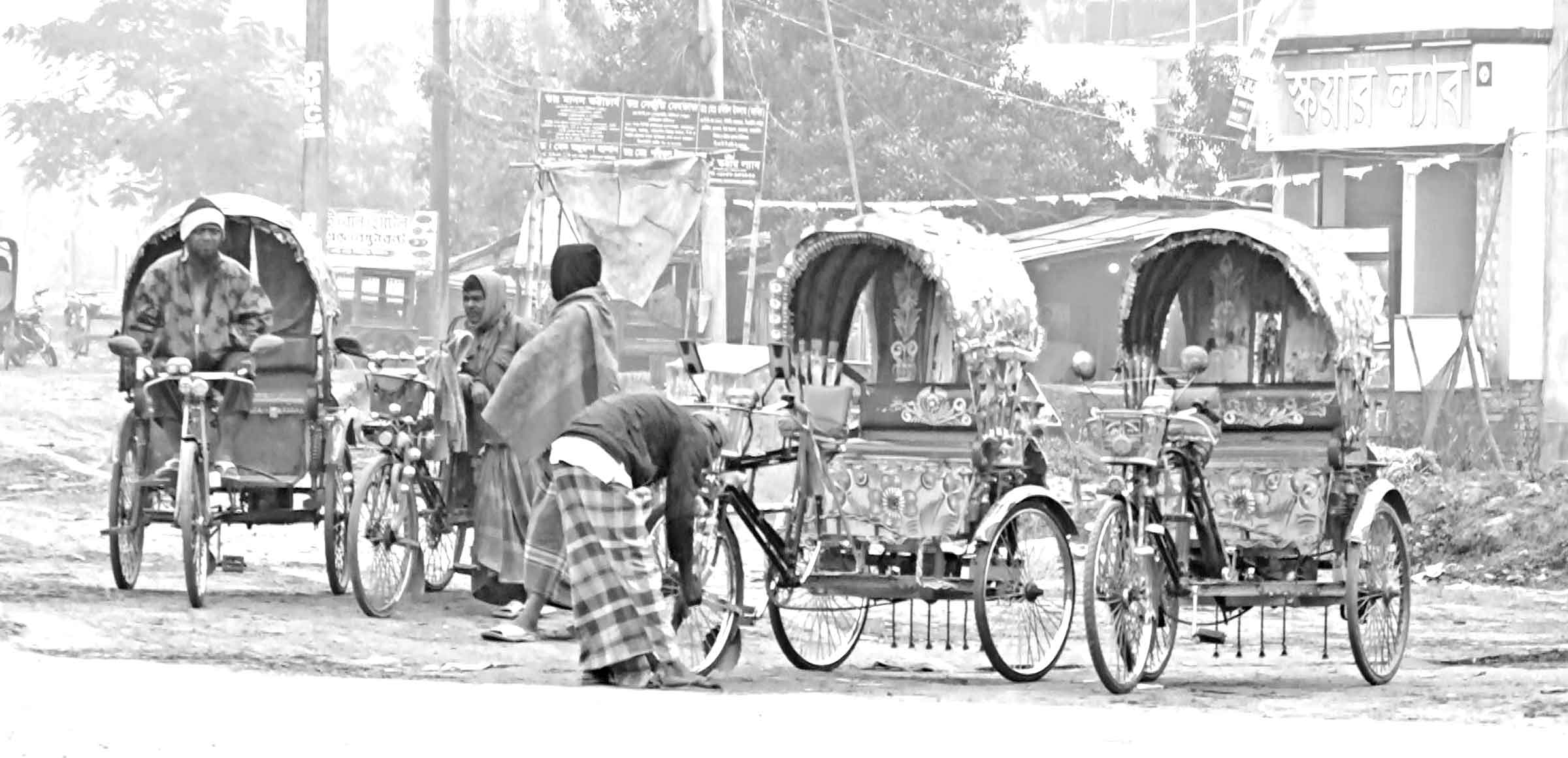 শীতের সঙ্গে খেটে খাওয়া মানুষের লড়াই