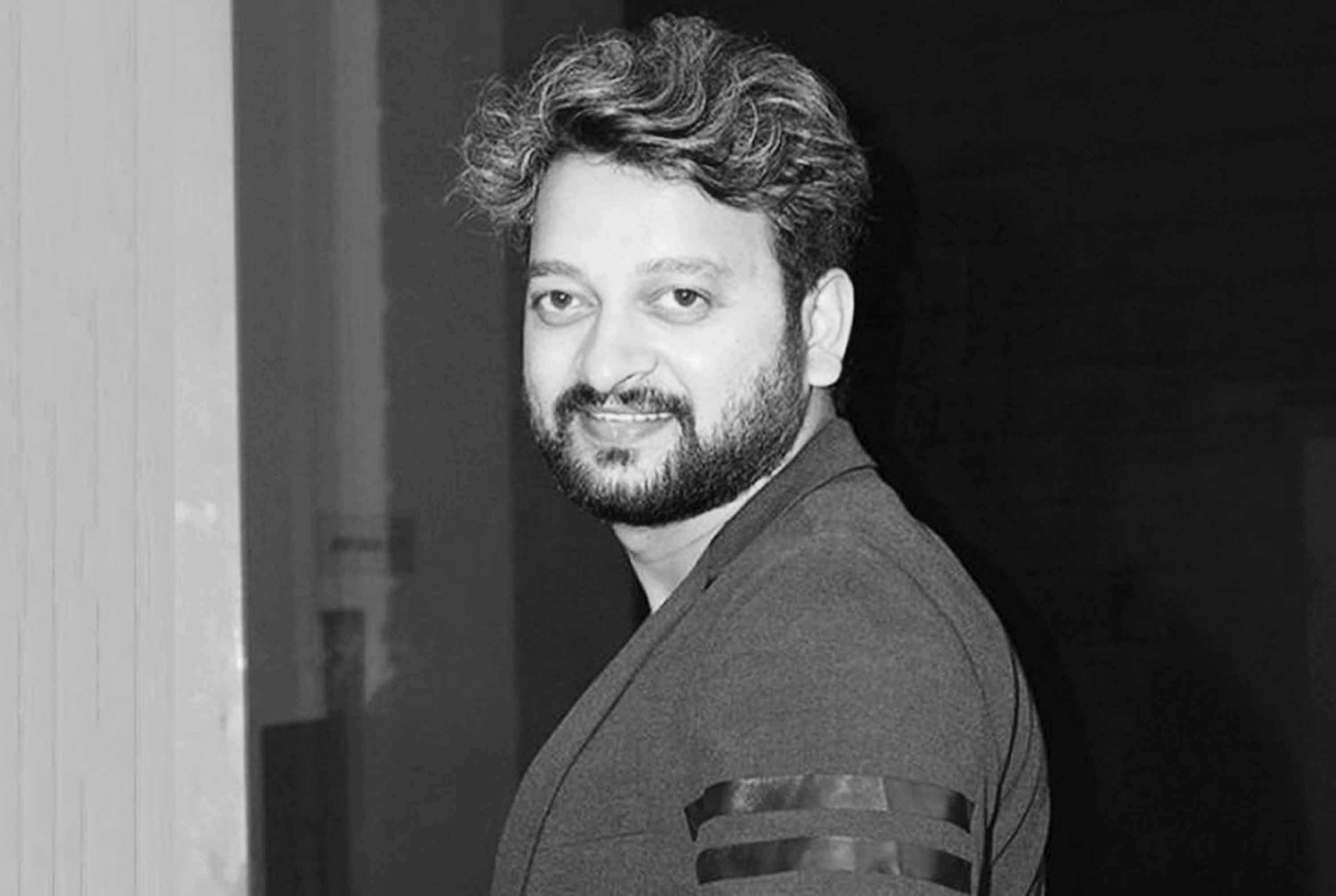 শিল্পী সমিতি থেকে অব্যাহতি চাইলেন সাইমন
