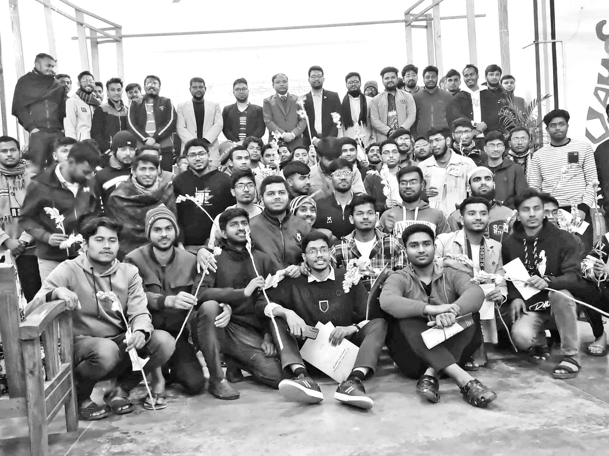 বাকৃবির শহীদ শামসুল হক হল শিক্ষার্থীদের নবীনবরণ অনুষ্ঠিত