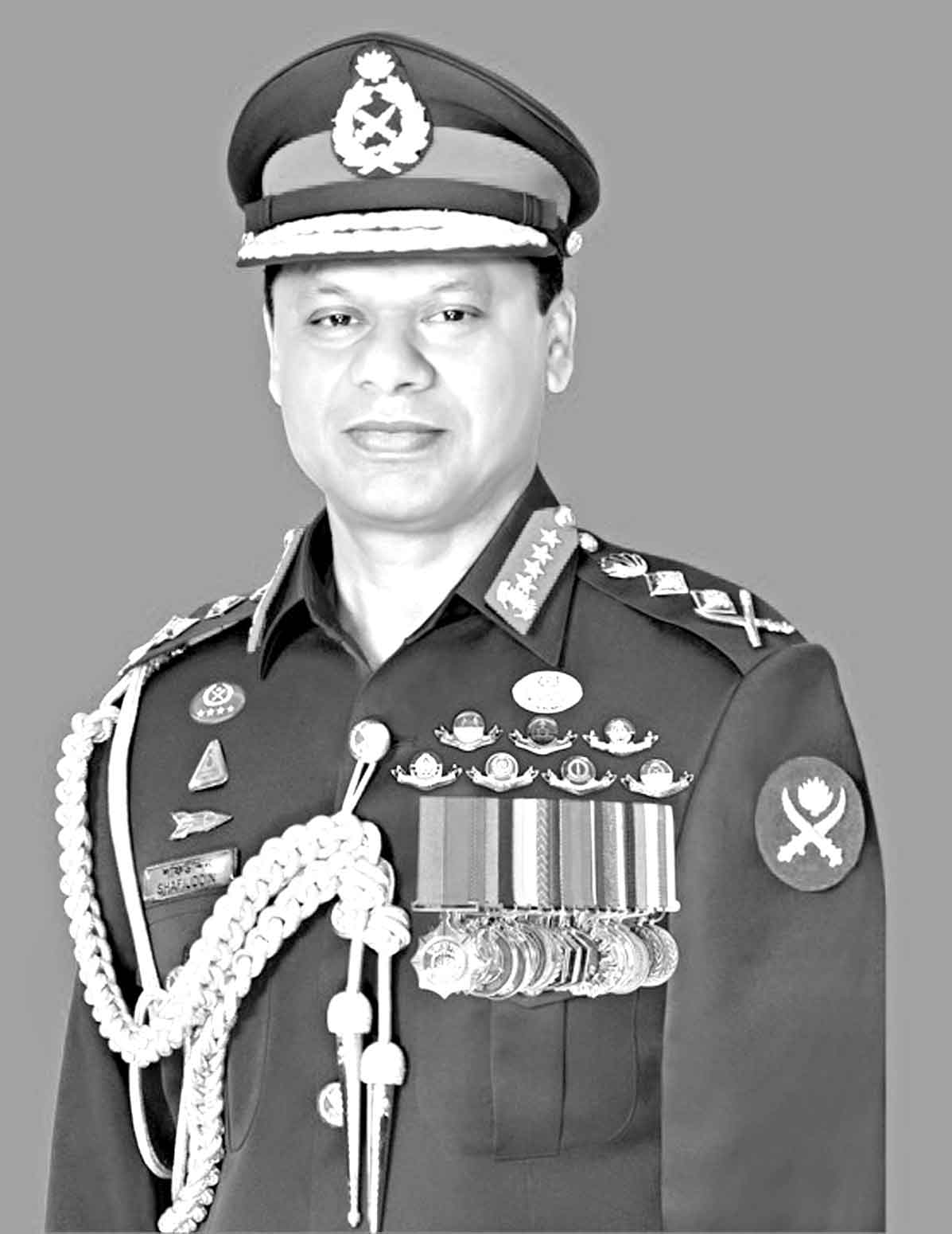 সংযুক্ত আরব আমিরাত গেলেন সেনাপ্রধান