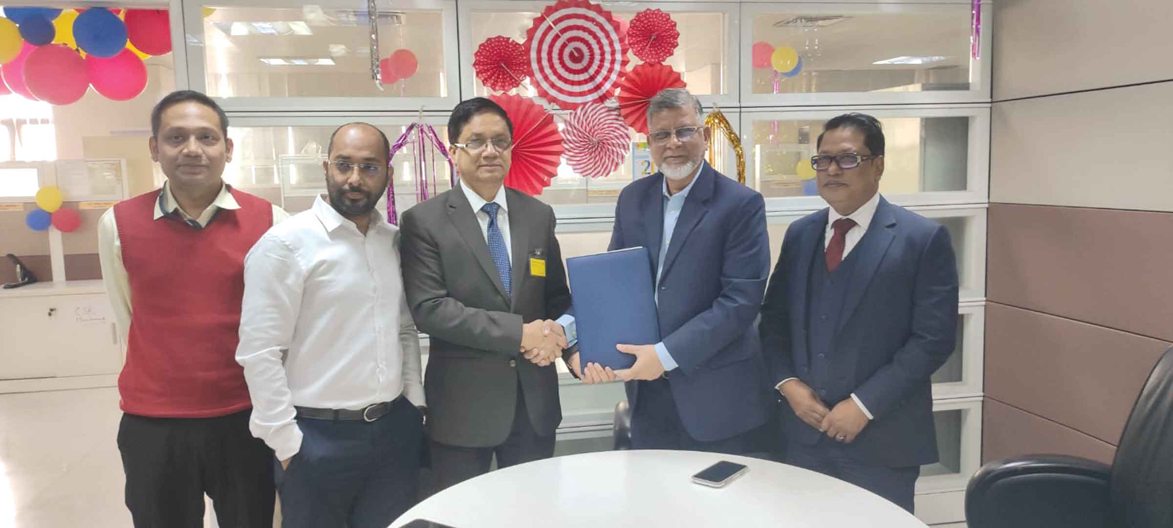 বাংলাদেশ ব্যাংক ও এক্সিম ব্যাংকের মধ্যে বিনিয়োগ চুক্তি