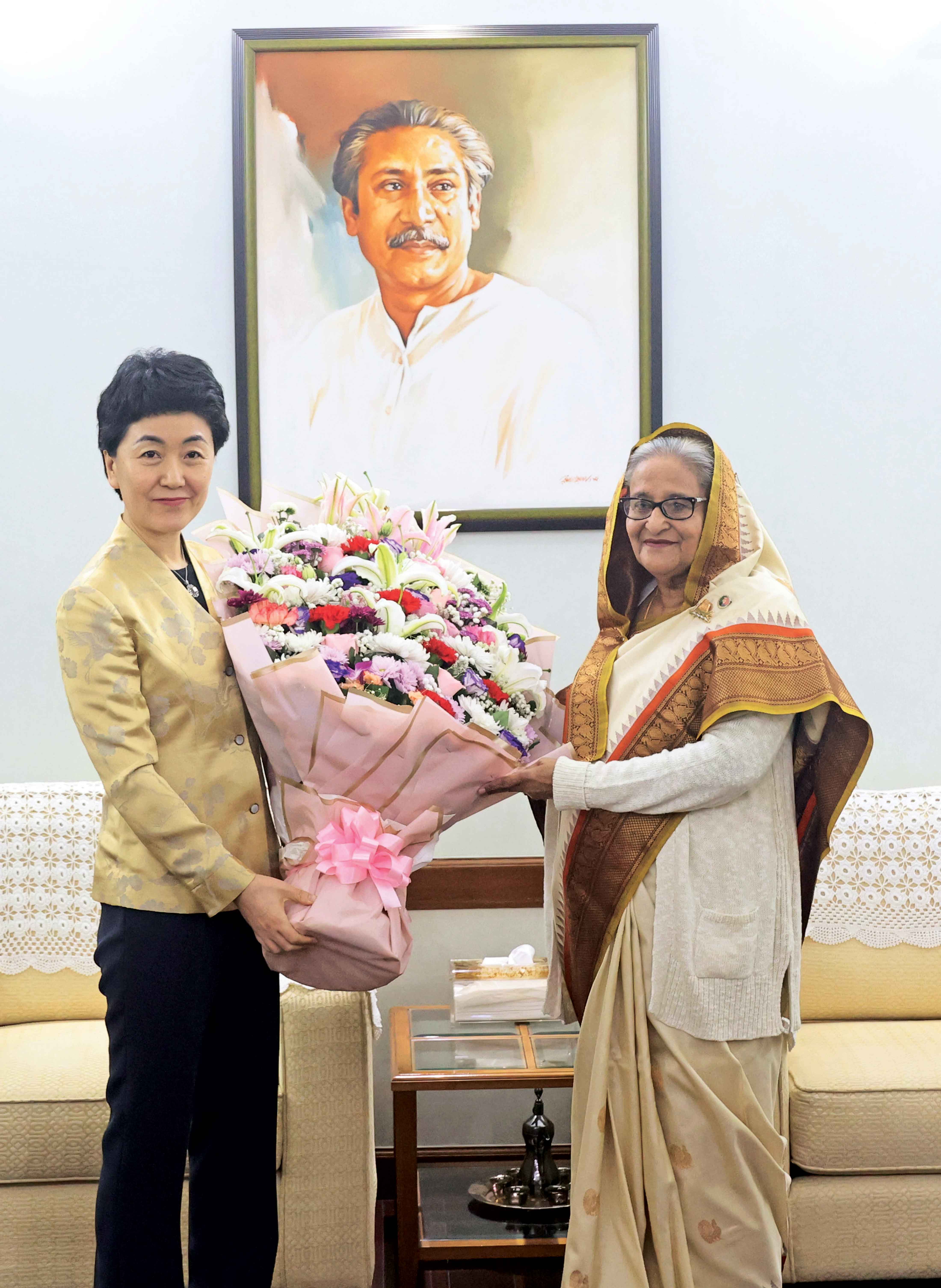 উন্নয়ন অগ্রযাত্রায় চীনের কাছে আরও সহযোগিতা চেয়েছেন প্রধানমন্ত্রী