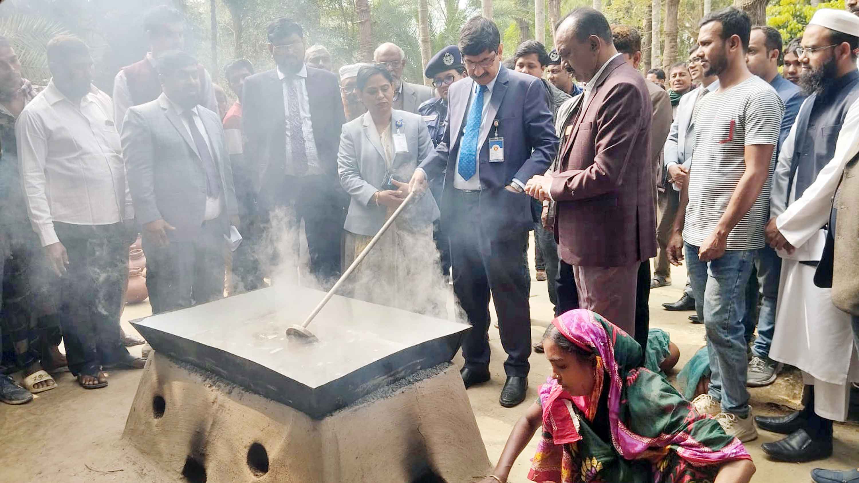 হাজারী গুড়ের জন্য রোপণ করা হচ্ছে ৫ লাখ খেজুর গাছ
