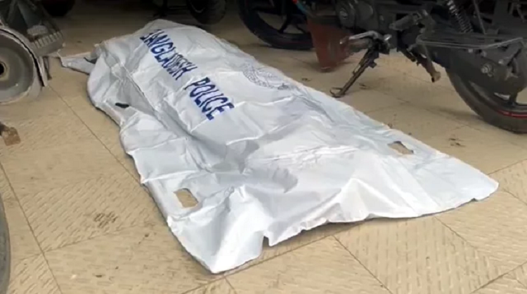 বগুড়ায় ট্র্যাকেট ধাক্কায় মোটরসাইকেল আরোহী ৩ তরুণ নিহত