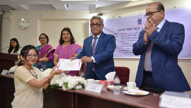 বেগম রোকেয়ার আদর্শ অনুসরণের জন্য নতুন প্রজন্মের প্রতি আহবান ঢাবি ভিসির