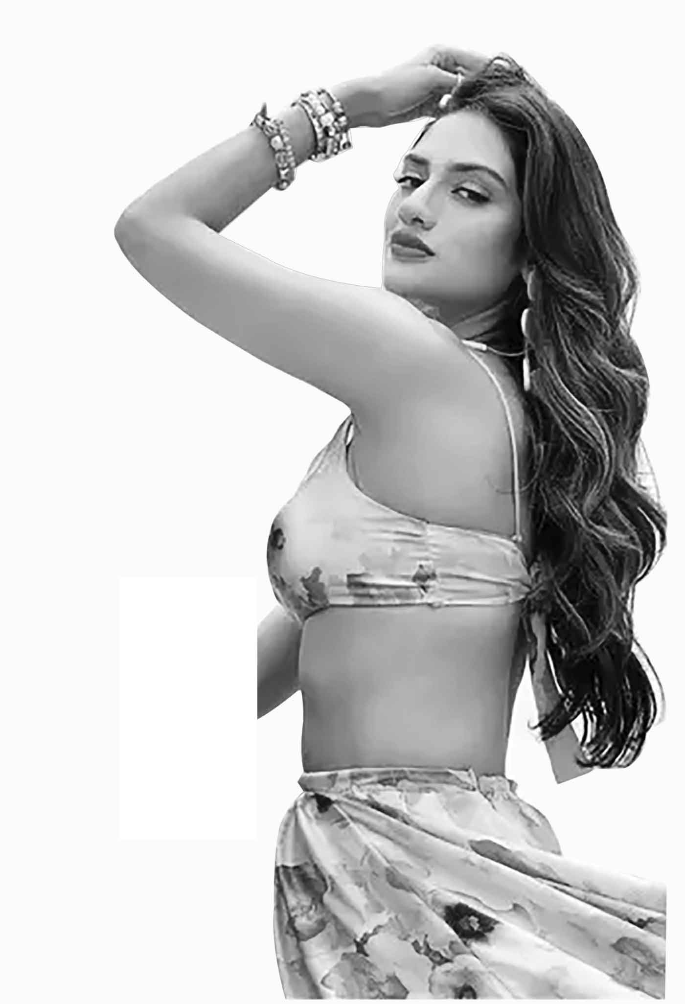 অবশেষে রাজনীতিকে বিদায় নুসরাতের