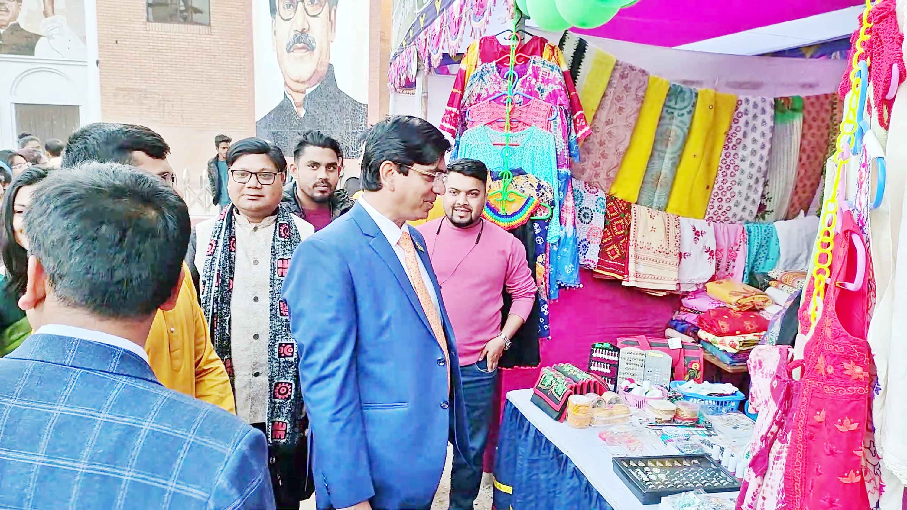 ফরিদপুরে তিন দিনব্যাপী হিম উৎসব শুরু