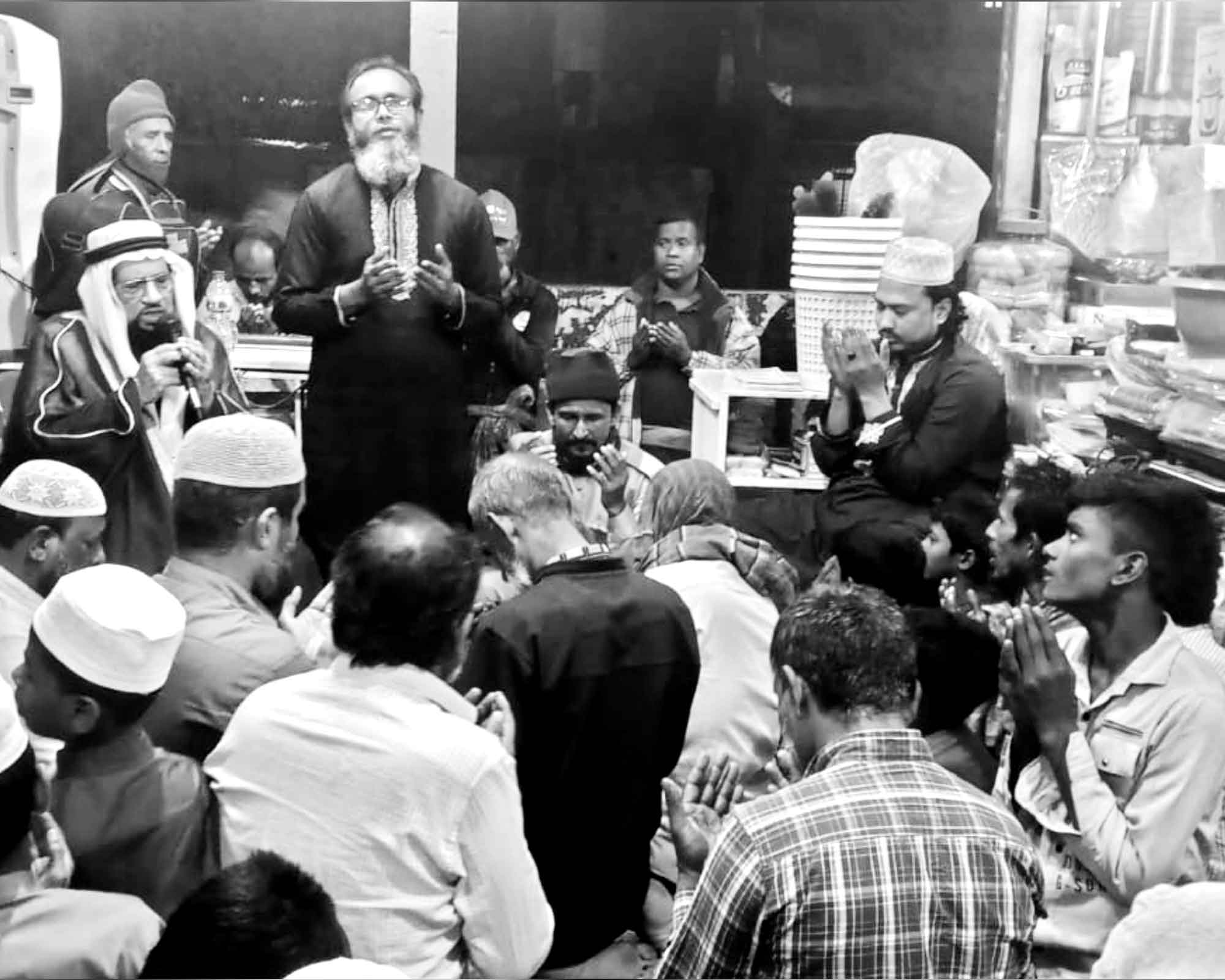 জৈনপুরী দরবার শরিফ ও ইত্যাদি এন্টারপ্রাইজের উদ্যোগে পবিত্র মিরাজুন নবী (সা.) পালিত