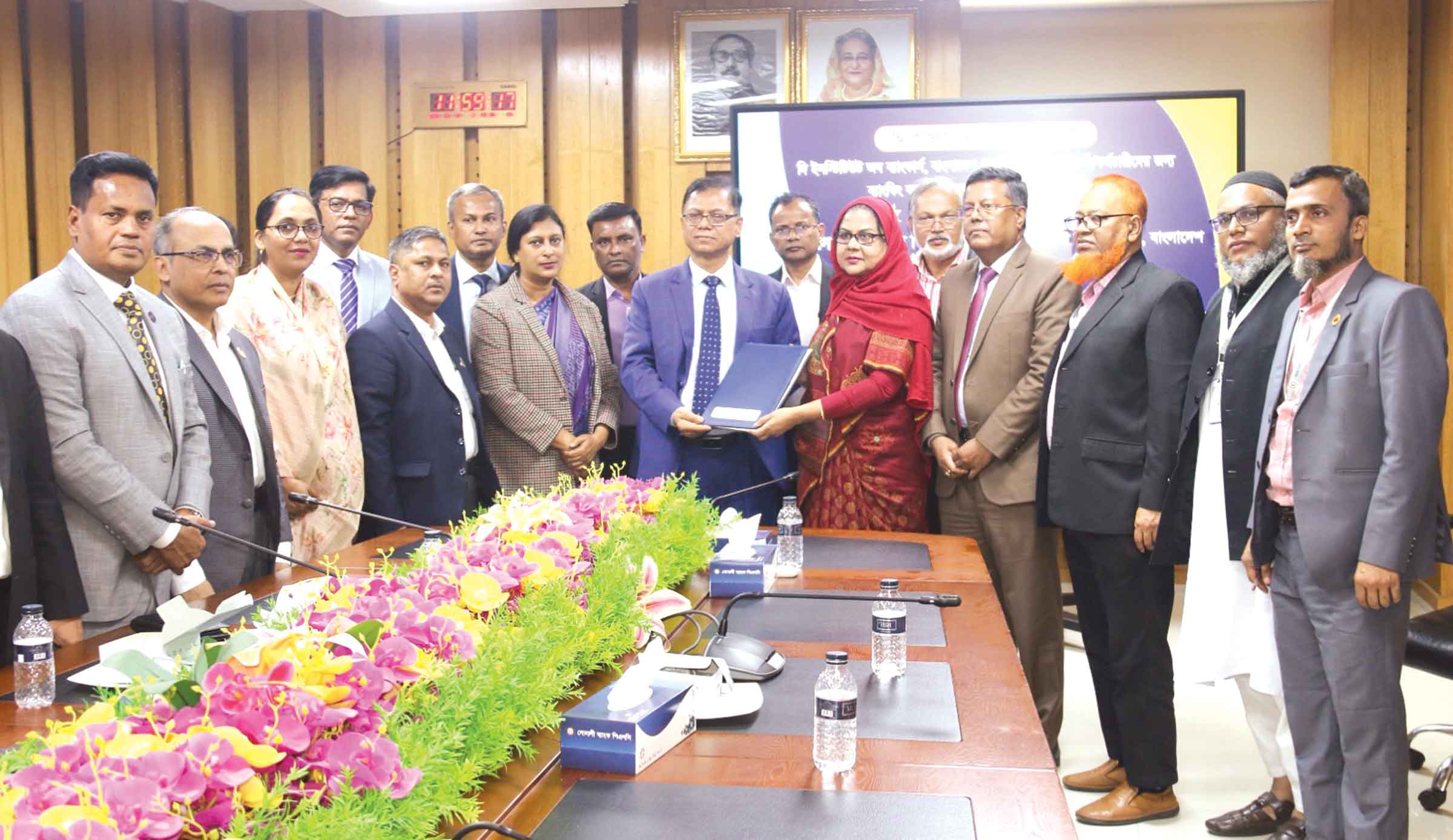 সোনালী ব্যাংকের সঙ্গে আইবিবি'র চুক্তি