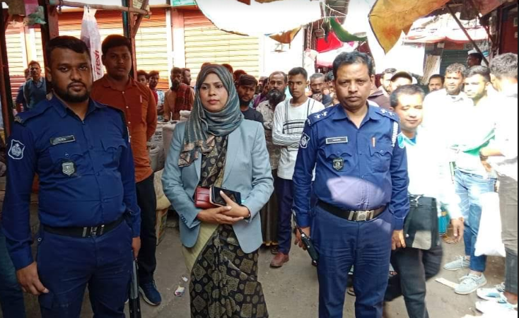 শ্রীপুরের ৪ মুদি দোকানিকে জরিমানা
