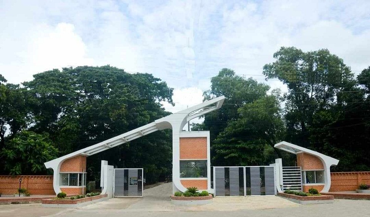 বসন্তে রঙের ছটা লাগেনি চুয়েটে