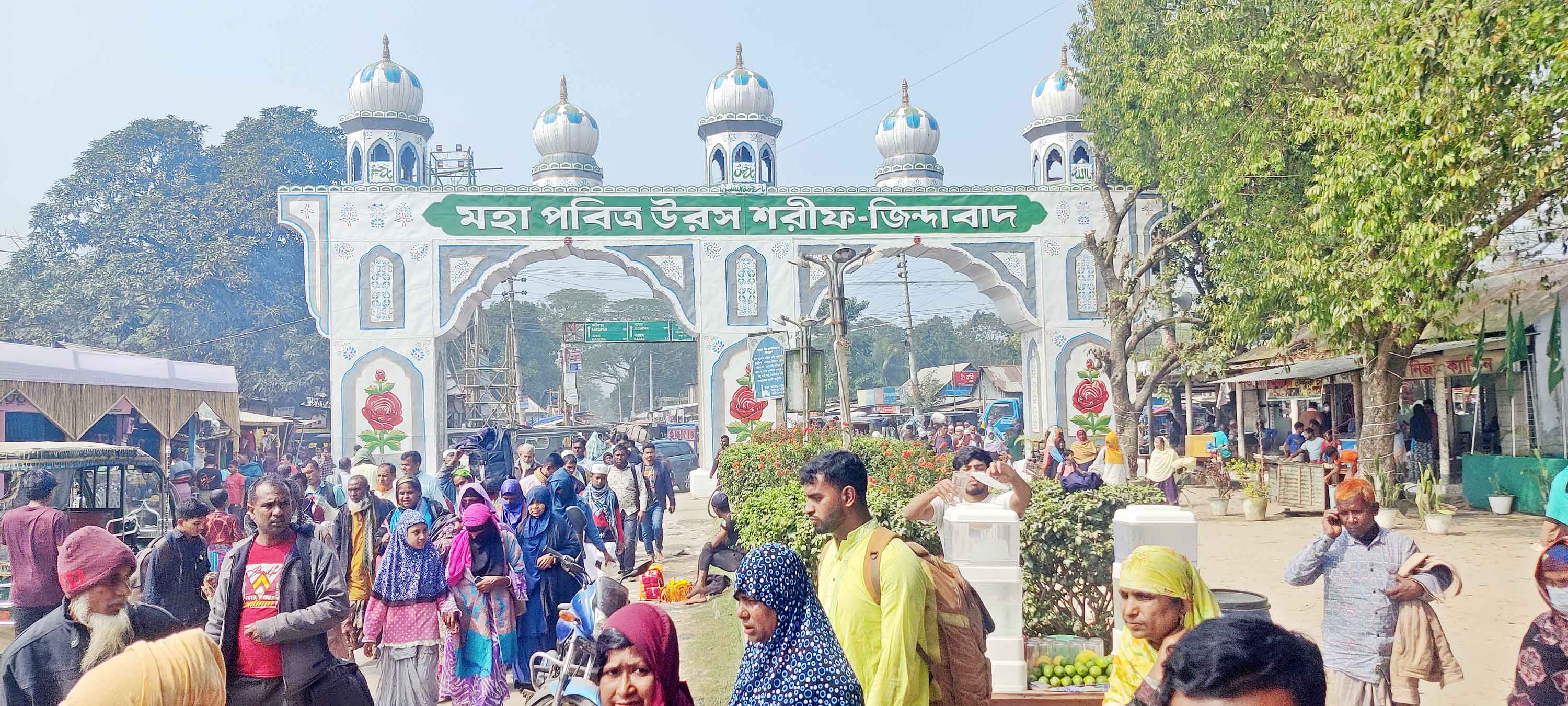 বিশ্ব জাকের মঞ্জিলে উরস শুরু আজ