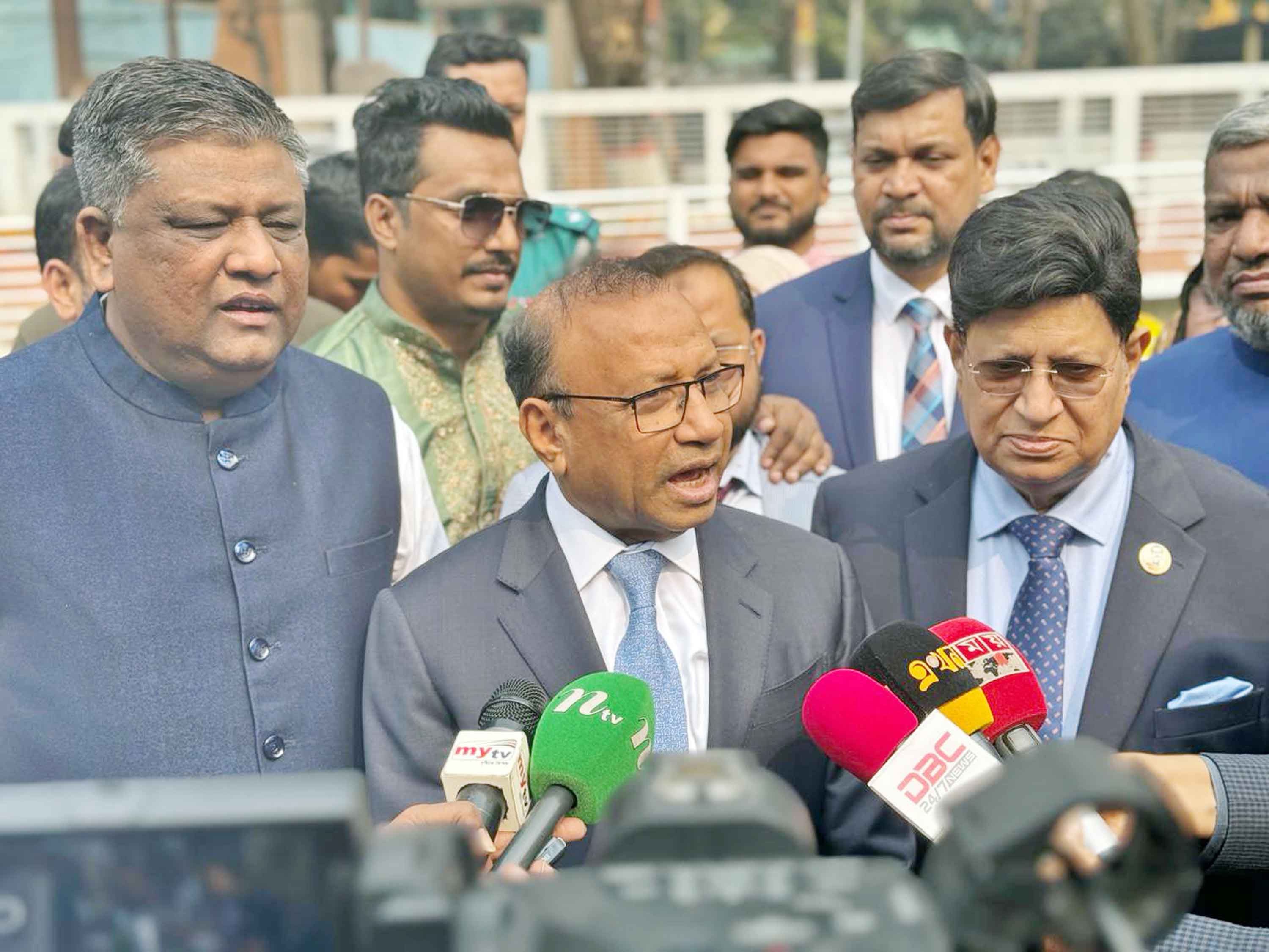 দুর্নীতি চিহ্নিত হলে প্রতিহত করা হবে
