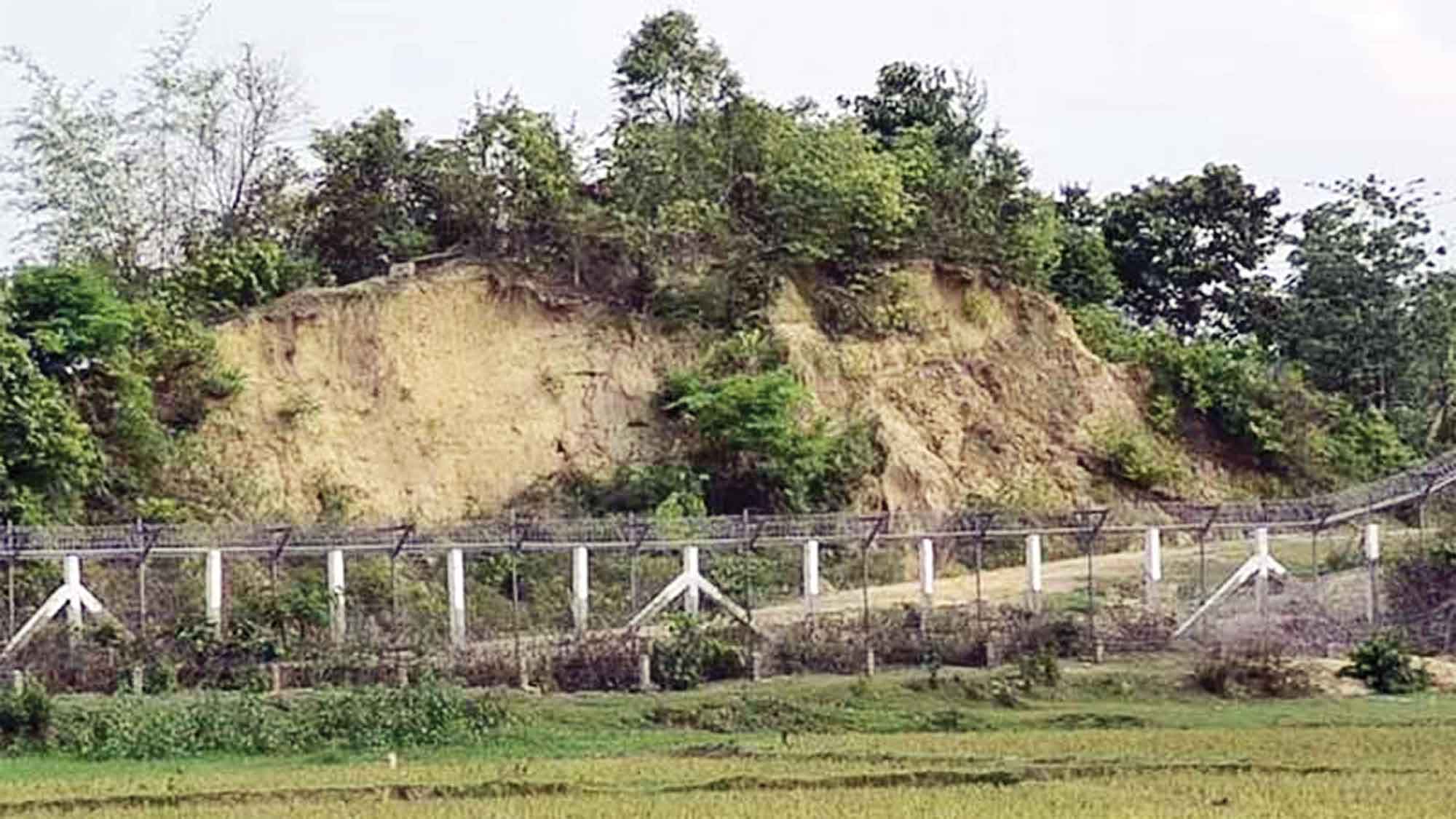 মিয়ানমার সীমান্তে ফের গোলাগুলি, সতর্ক বিজিবি