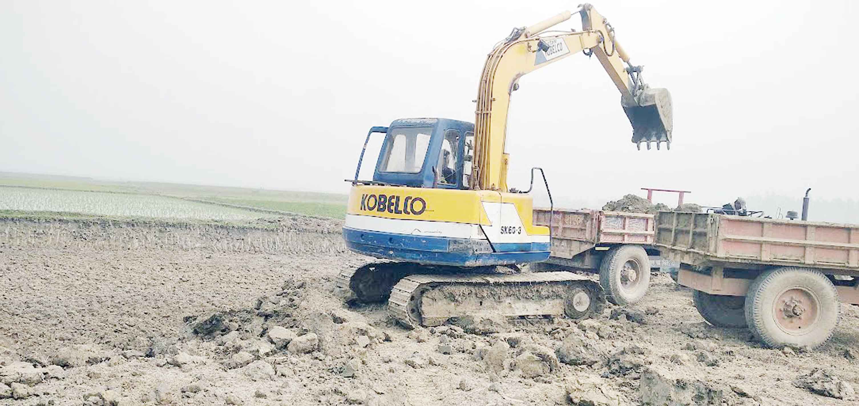 থামছে না মাটি খেকোদের দৌরাত্ম্য