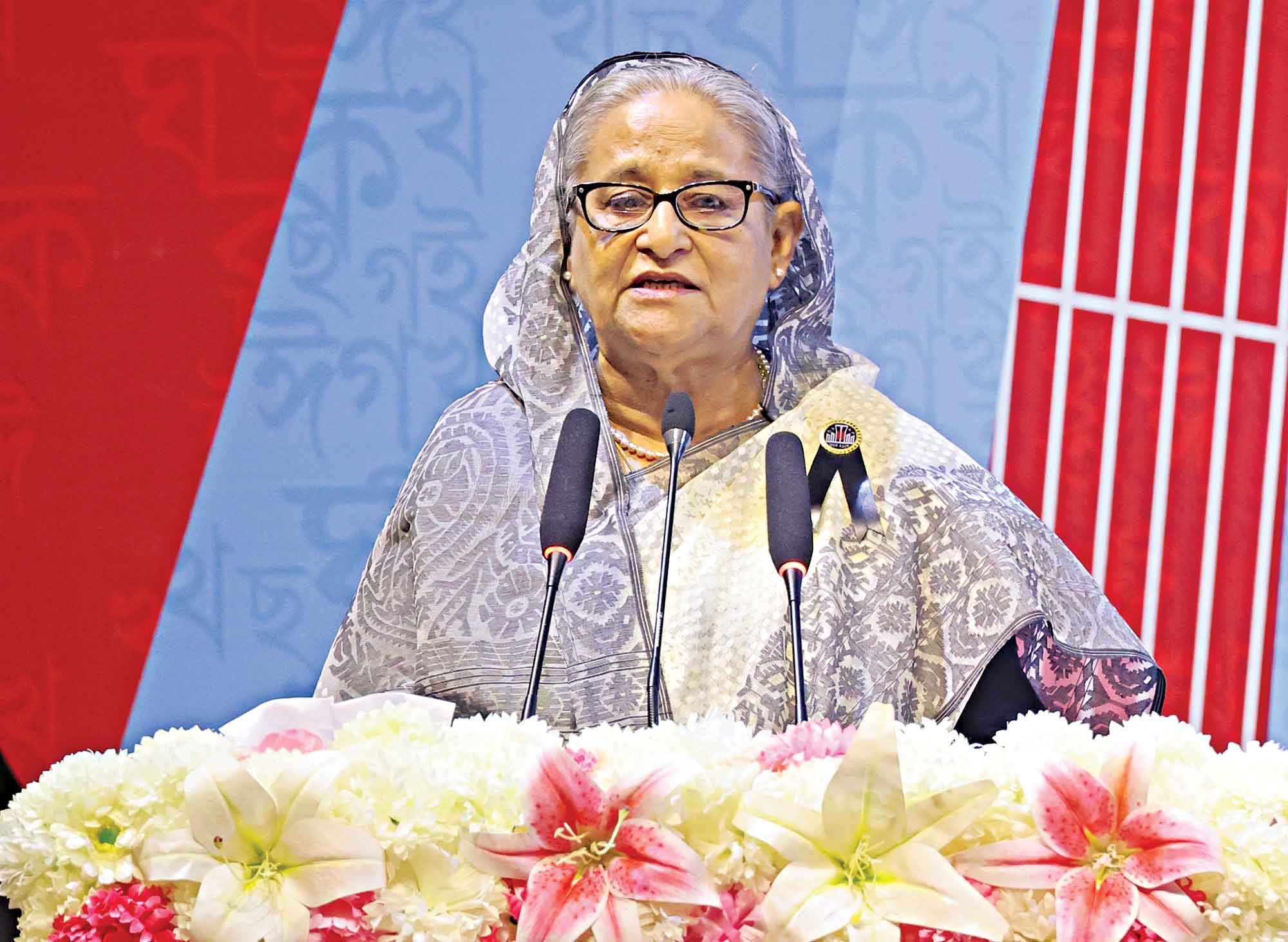 শিক্ষার মাধ্যম হওয়া উচিত মাতৃভাষা : প্রধানমন্ত্রী
