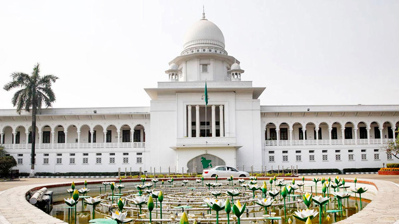 ৫ লাখ শিক্ষক-কর্মচারীকে অবসর সুবিধা দেওয়ার নির্দেশ হাইকোর্টের