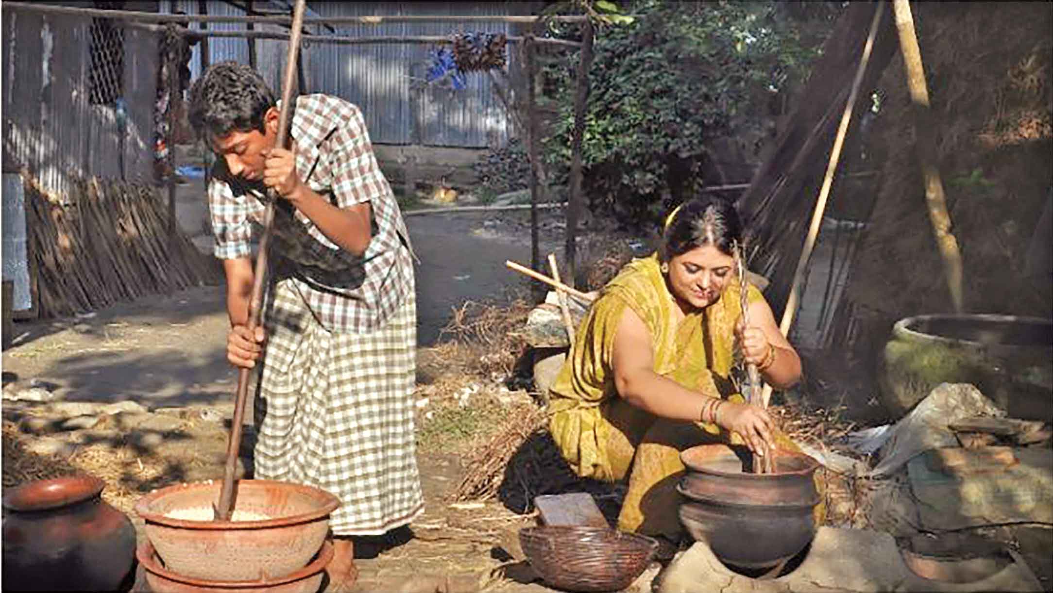 পর্দায় দেখা মেলেনি যেসব সিনেমা