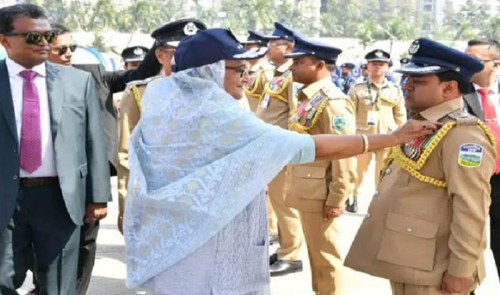 রাষ্ট্রপতি পুলিশ পদক পেলেন নেত্রকোনার পুলিশ সুপার ফয়েজ আহমেদ 